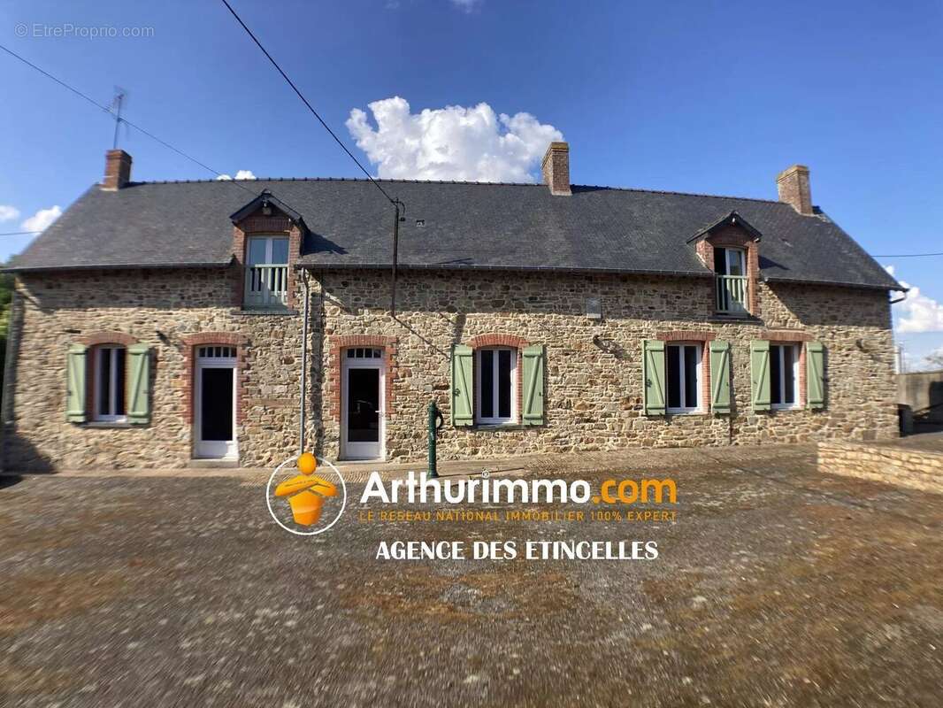 Maison à MARTIGNE-FERCHAUD