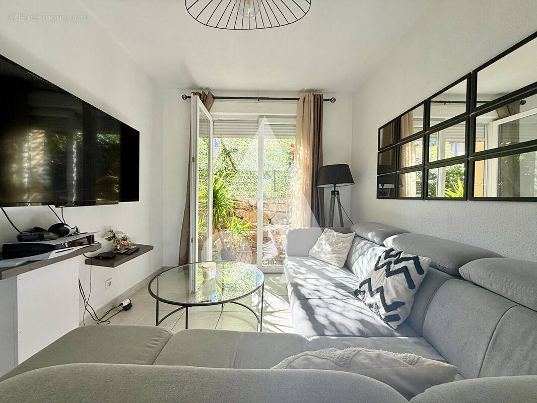 Appartement à PEYROLLES-EN-PROVENCE