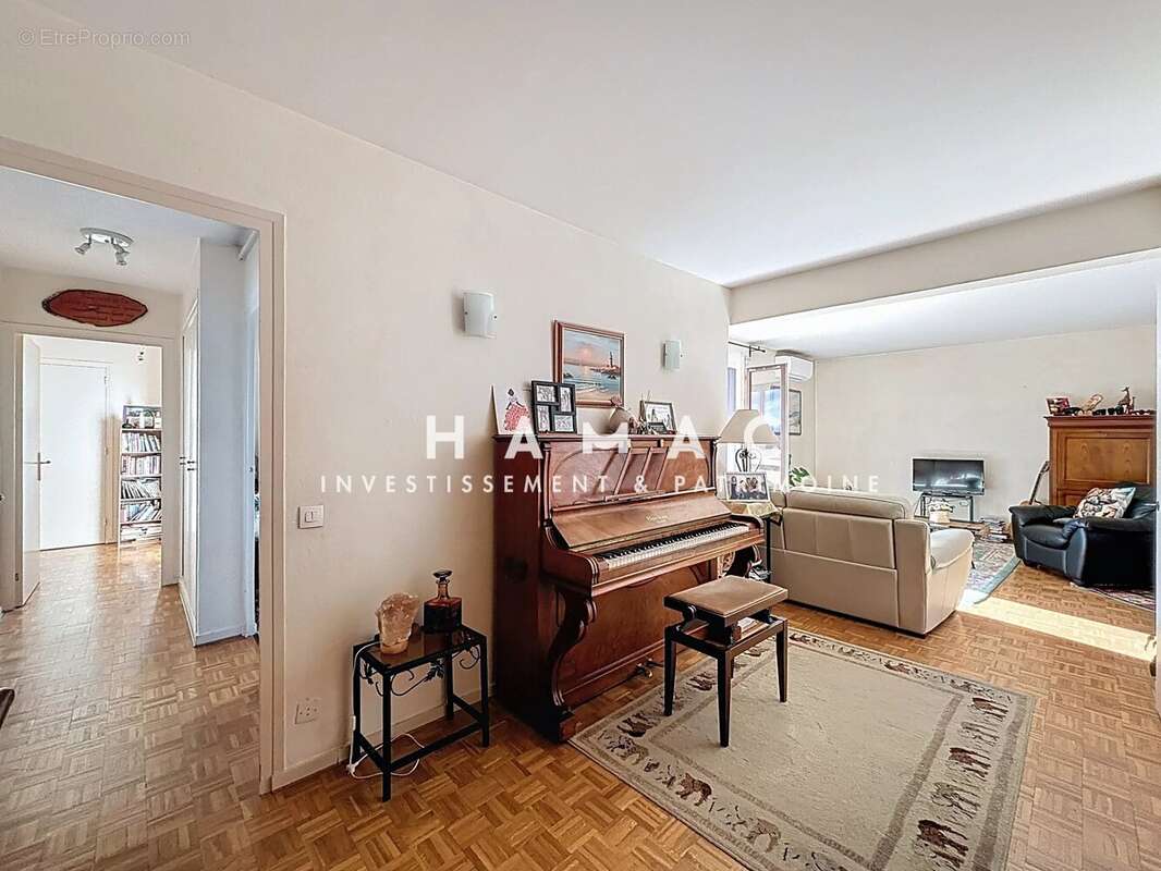 Appartement à SAINTE-FOY-LES-LYON