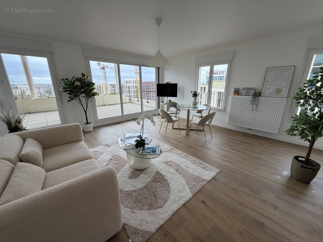 Appartement à BORDEAUX