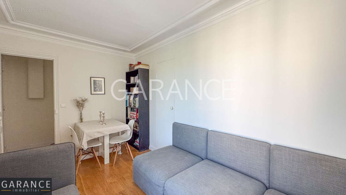 Appartement à PARIS-12E