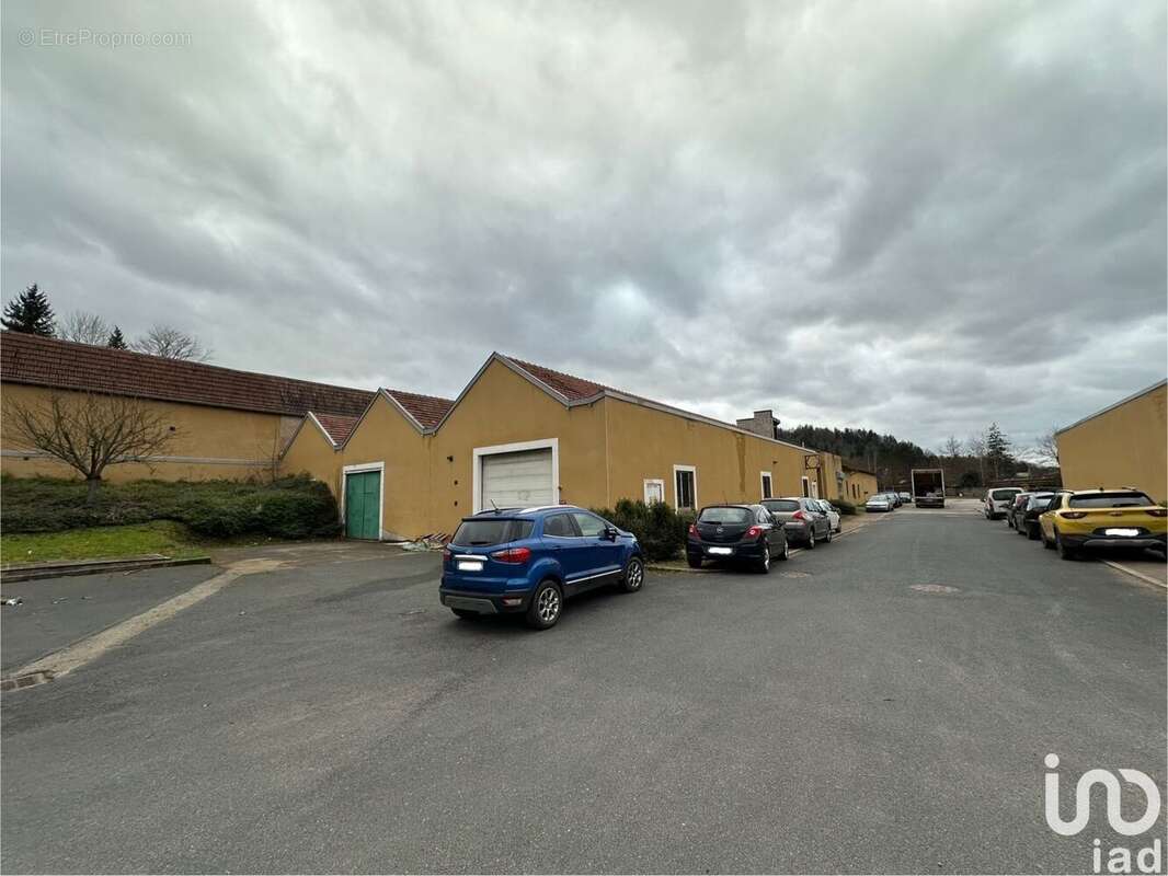 Photo 2 - Commerce à SENONES