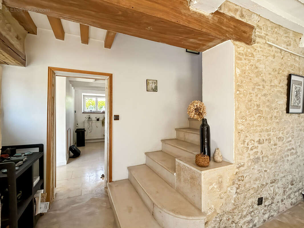 Maison 7 Pièces Esquay Sur Seulles - photo 12