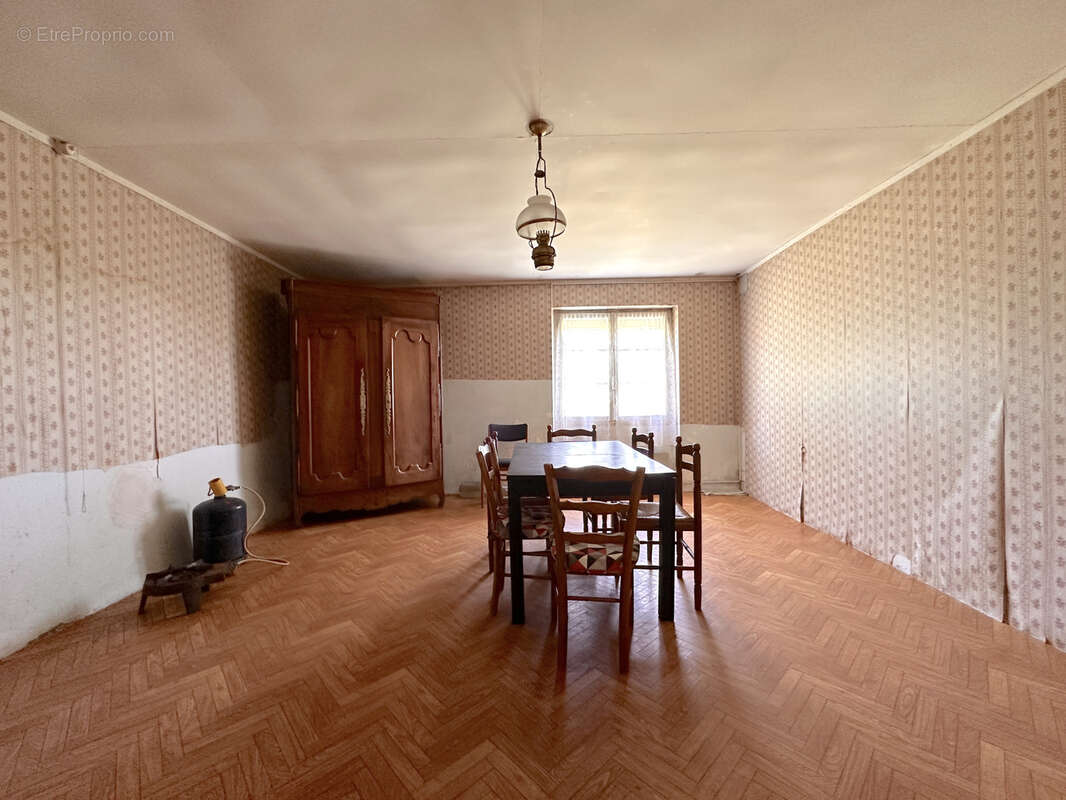 Maison à LA CHAPELLE-HEULIN