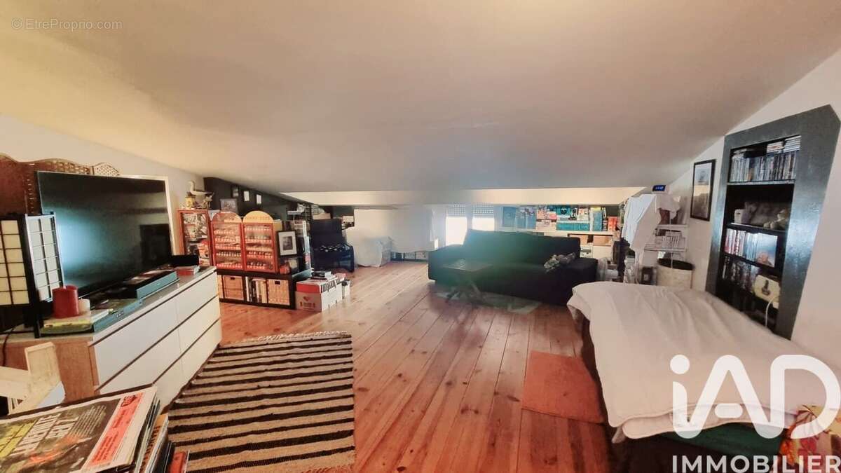 Maison 126 m² à Saint-Maximin-La-Sainte-Baume  - photo 7