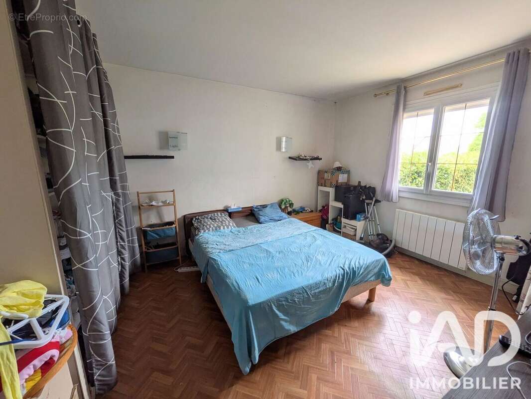 Maison 108 m² à Veigne  - photo 7