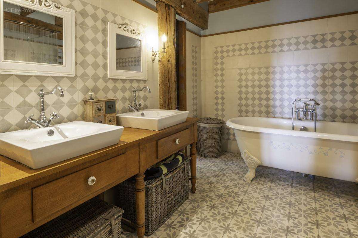 Maison à ALBEFEUILLE-LAGARDE