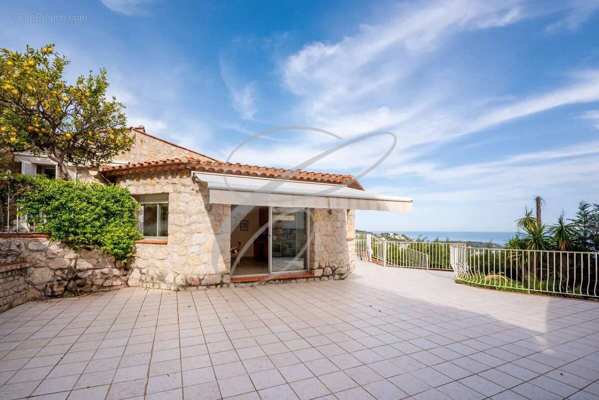 Maison à ROQUEBRUNE-CAP-MARTIN