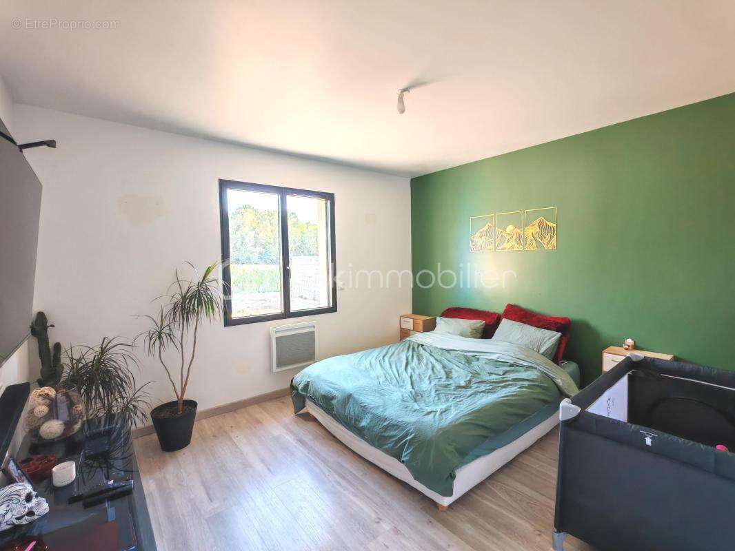 Maison de plain-pied de 2023, garage et jardin - photo 5