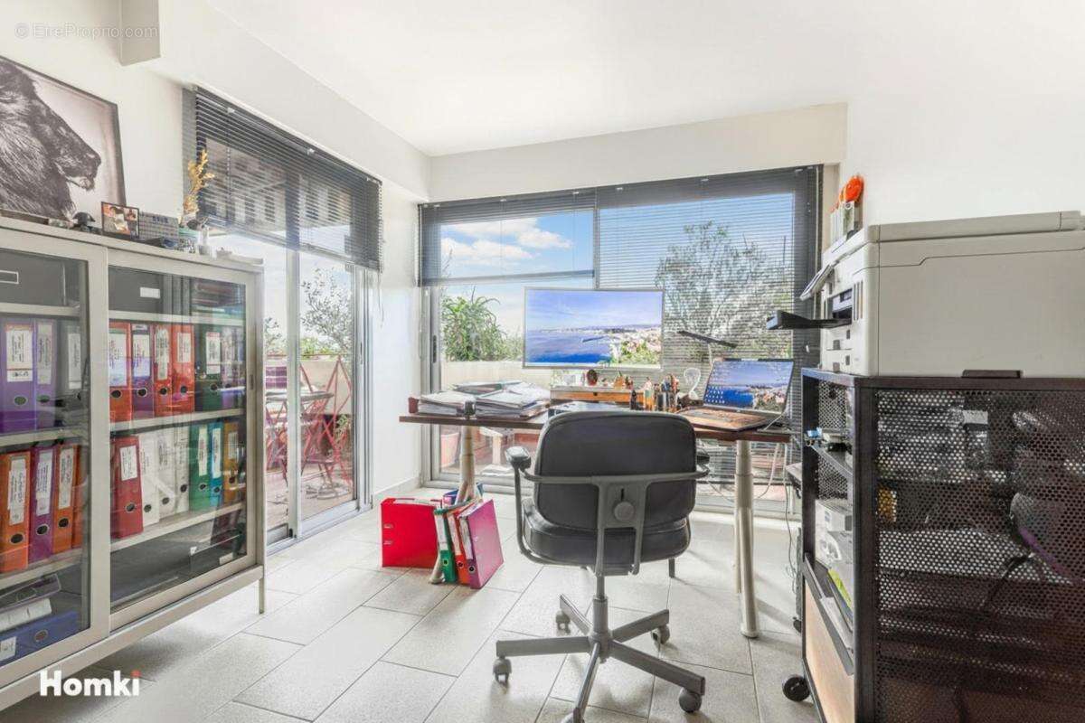 Appartement T4 de 101 m² à Nice 06300, Avenue du Mont Alban - photo 15