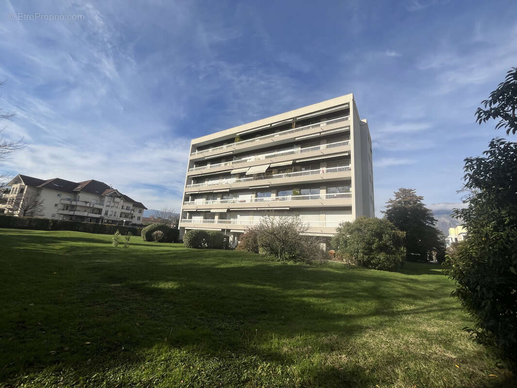 Appartement à GIERES