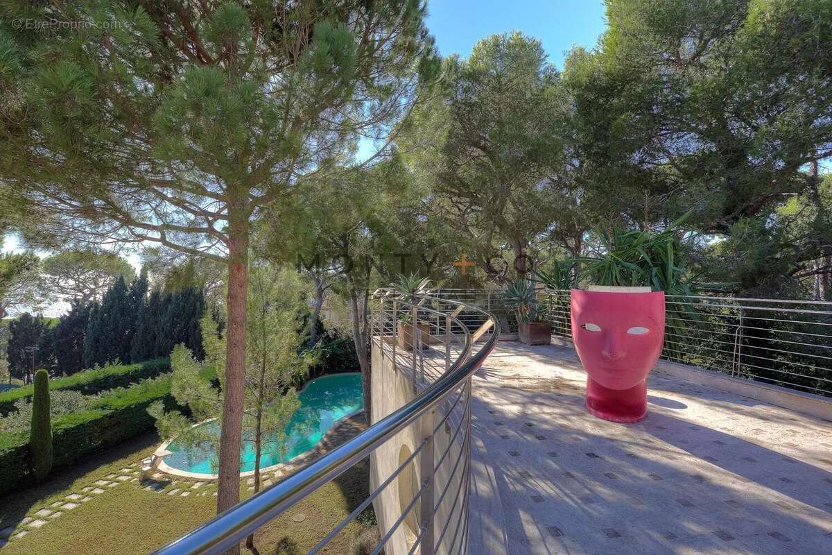 Maison à SAINT-JEAN-CAP-FERRAT