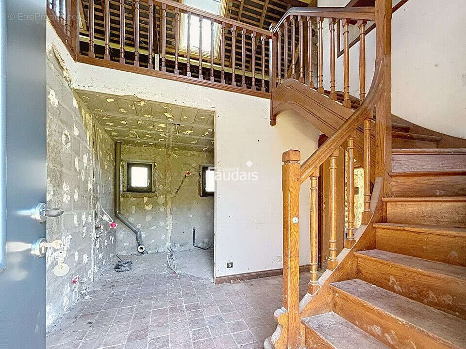 Maison 80 m² à Le Dezert  - photo 9