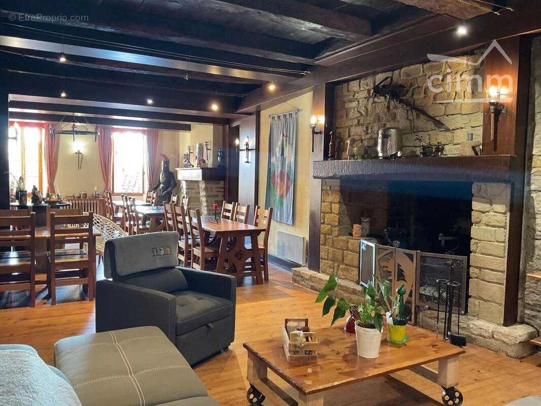 Maison à CORDES-SUR-CIEL