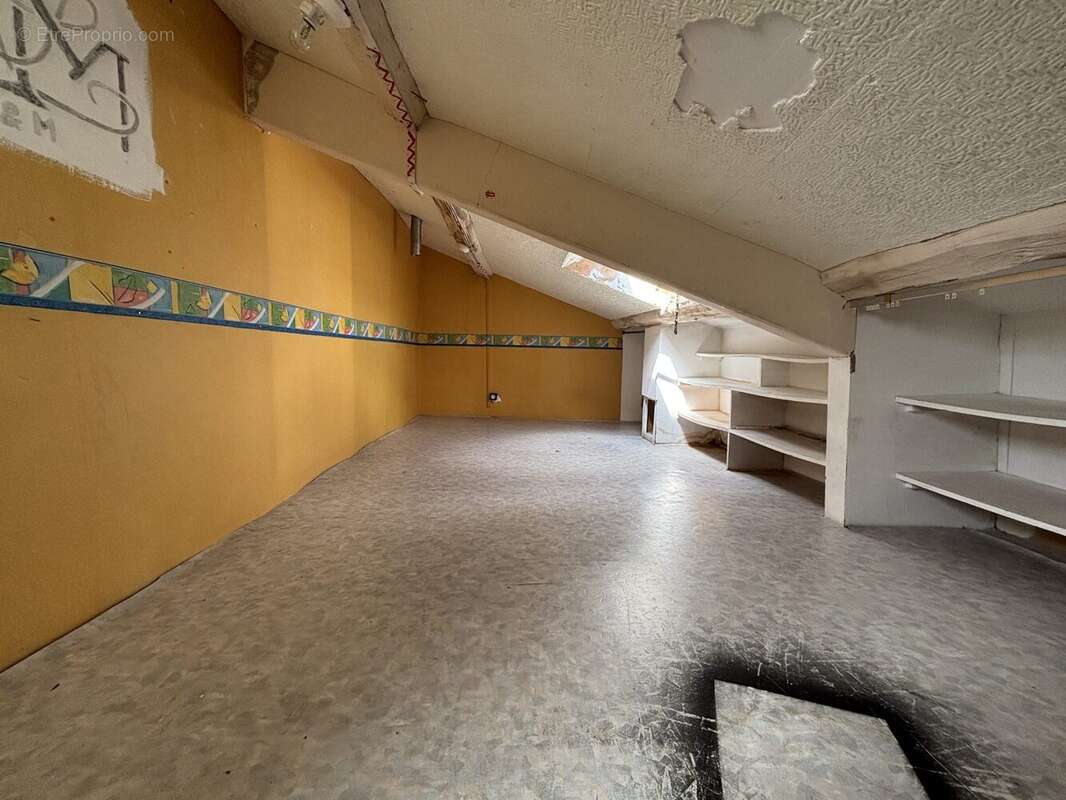Appartement 100 m² à Les Vans  - photo 9