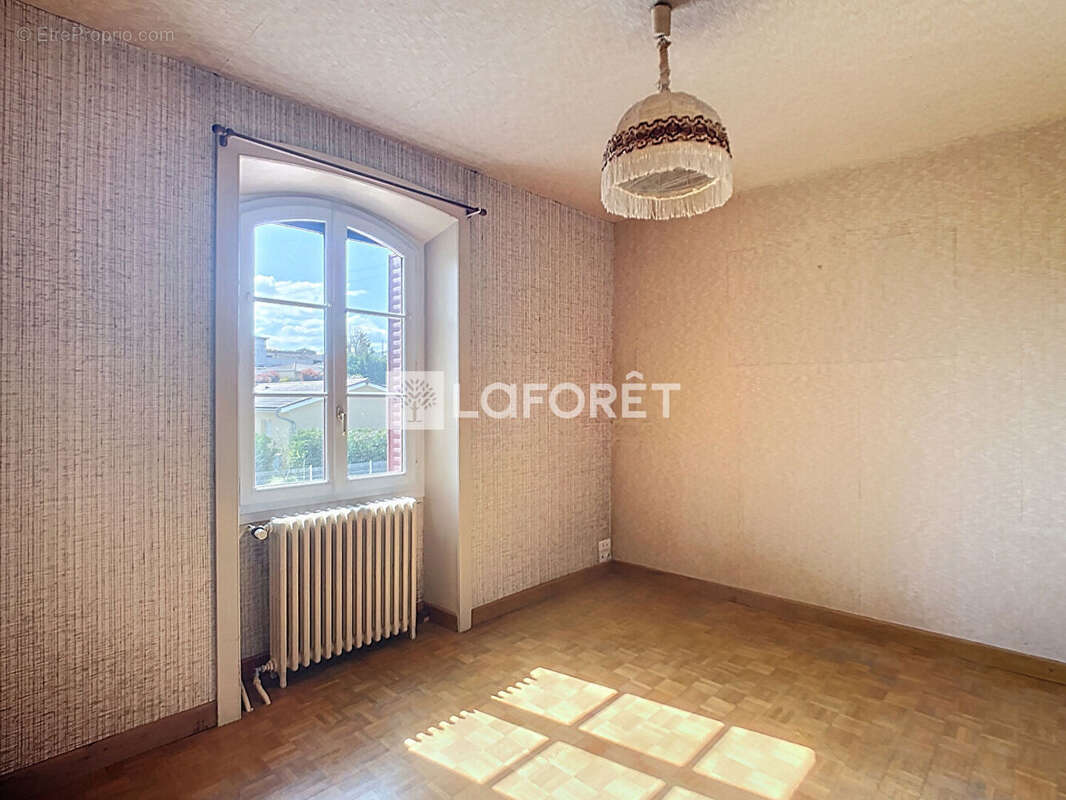 Appartement à BELLEVILLE