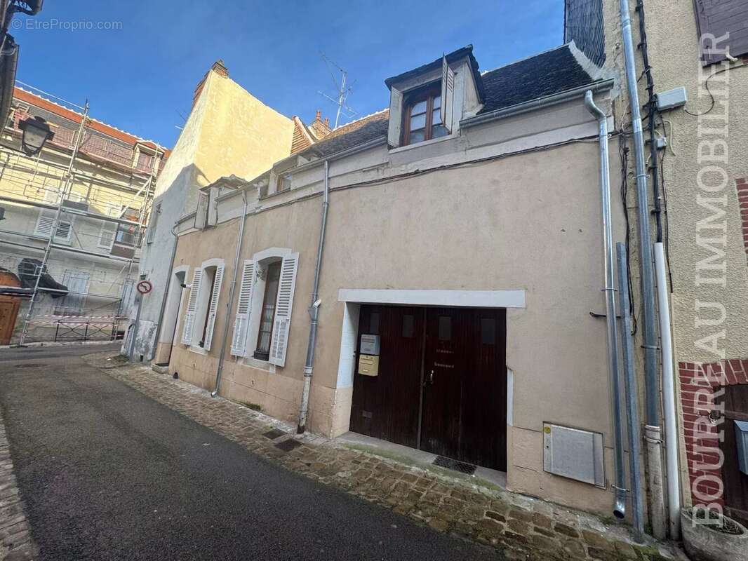 Appartement à JOIGNY
