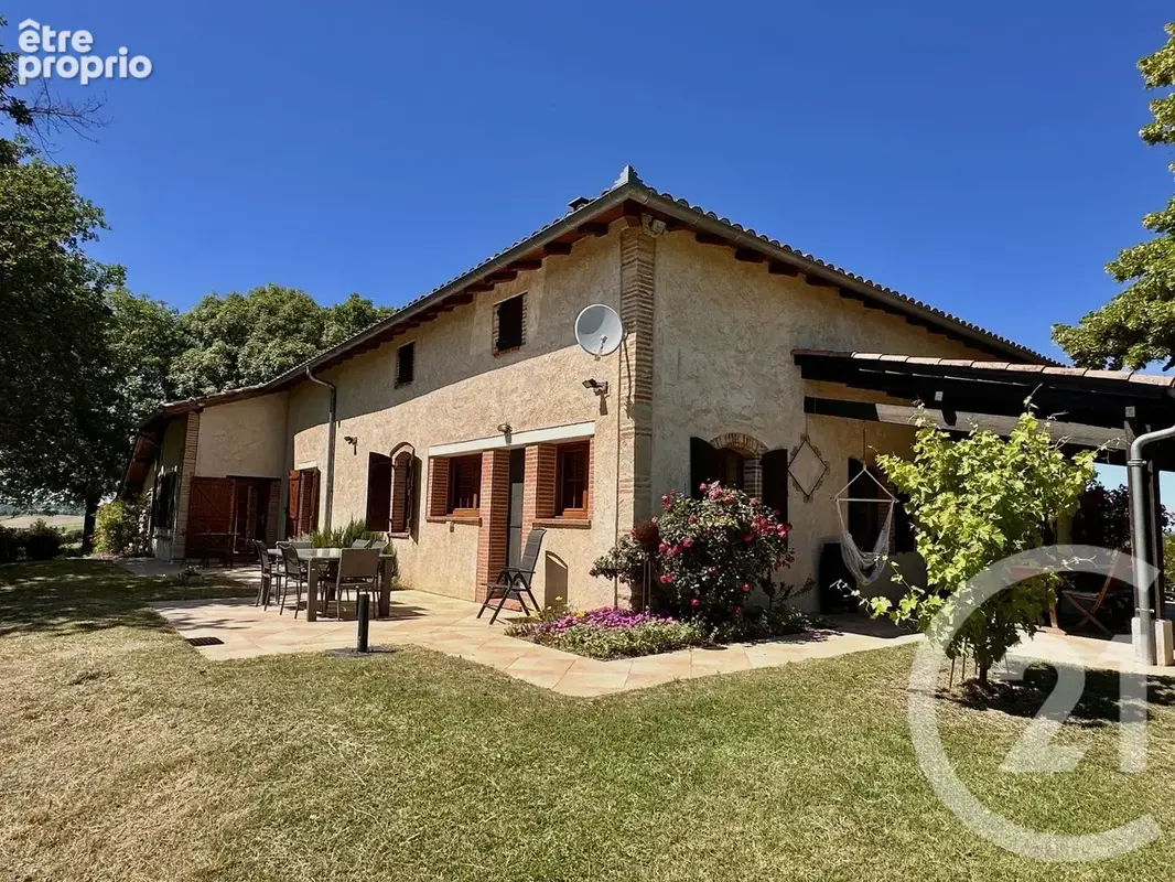 Maison 8 pièces 178 m² à vendre à Montgaillard (81630) - photo 2