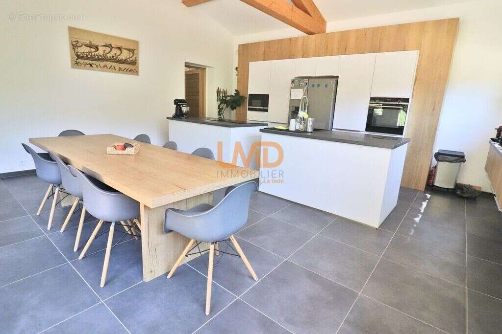 Maison à NANS-LES-PINS