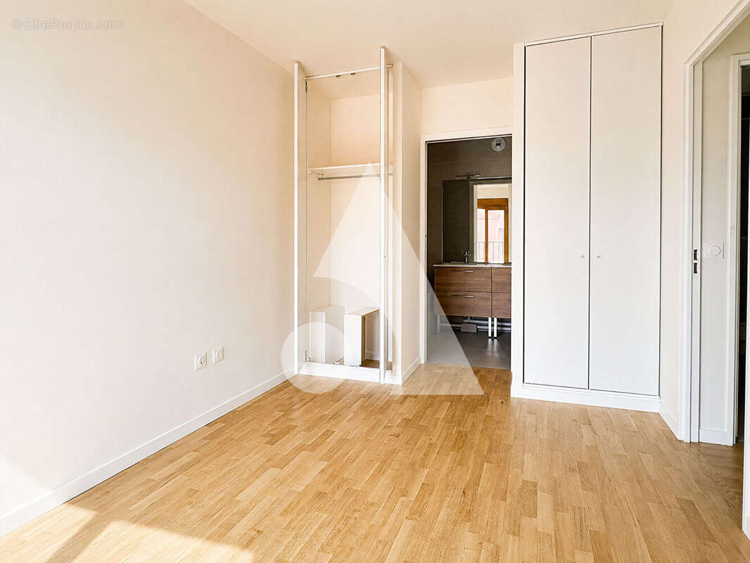 Appartement à SAINT-OUEN
