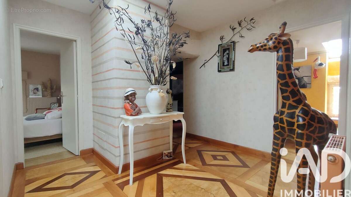 Photo 8 - Maison à LES LOGES-MARCHIS