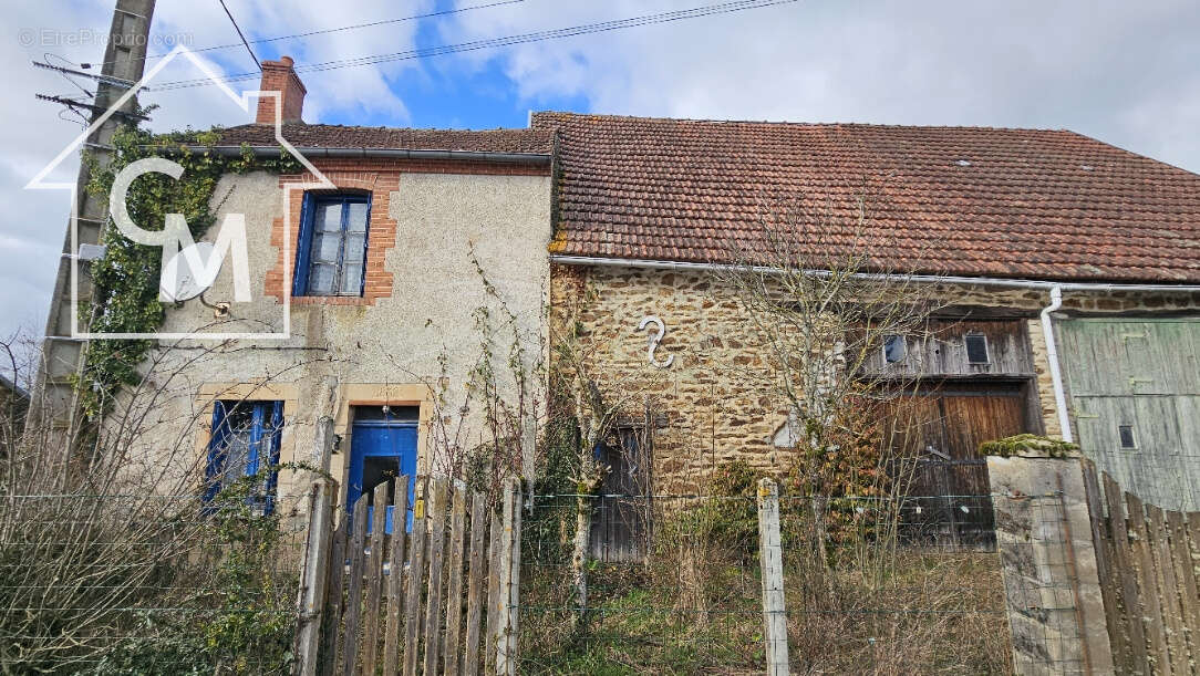 Maison à SAINT-SATURNIN