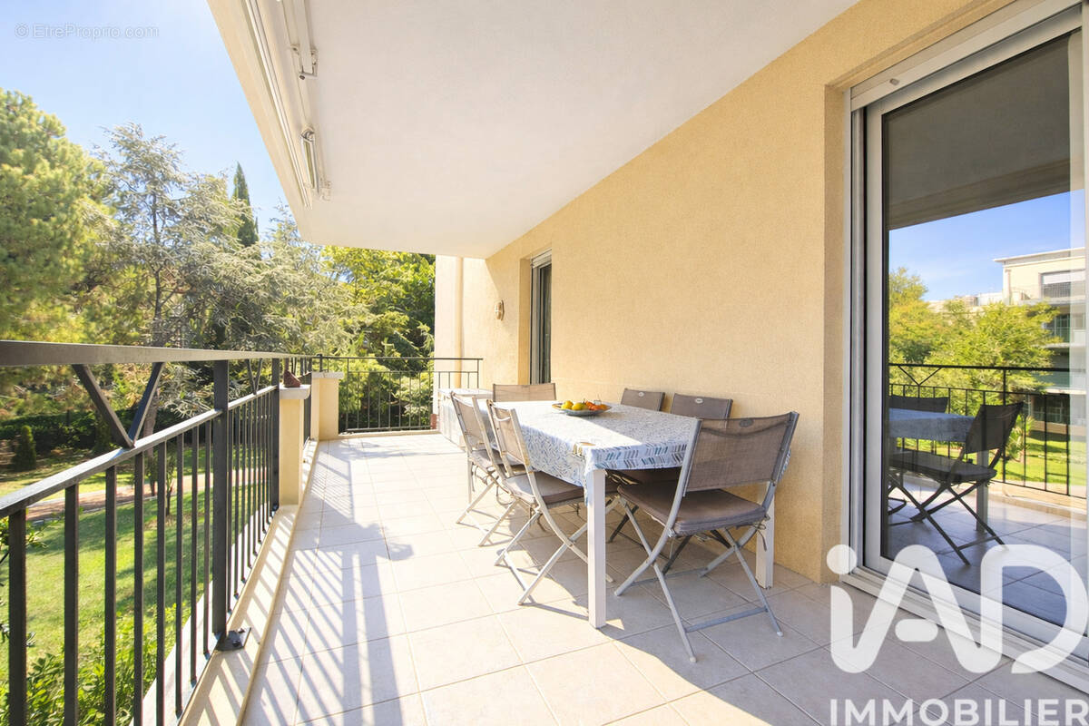 Photo 1 - Appartement à SAINT-LAURENT-DU-VAR