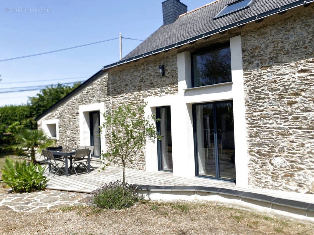 Maison à SAINT-MARS-DU-DESERT