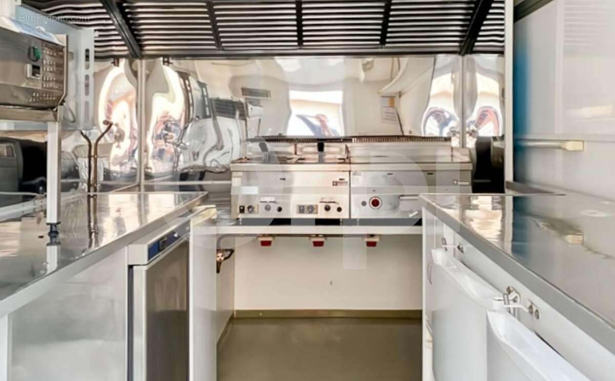 Bien Commercial À Vendre - photo 6