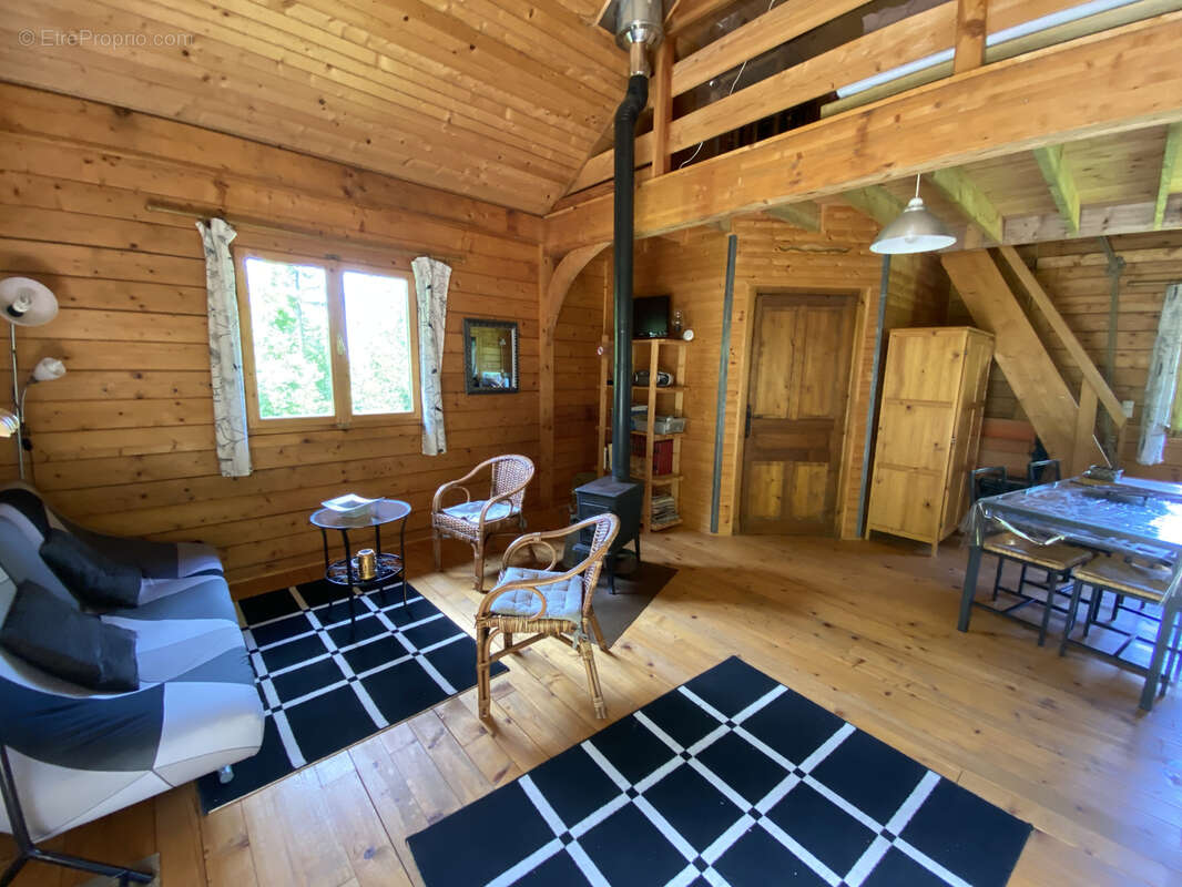 Maison à SAINT-CERE