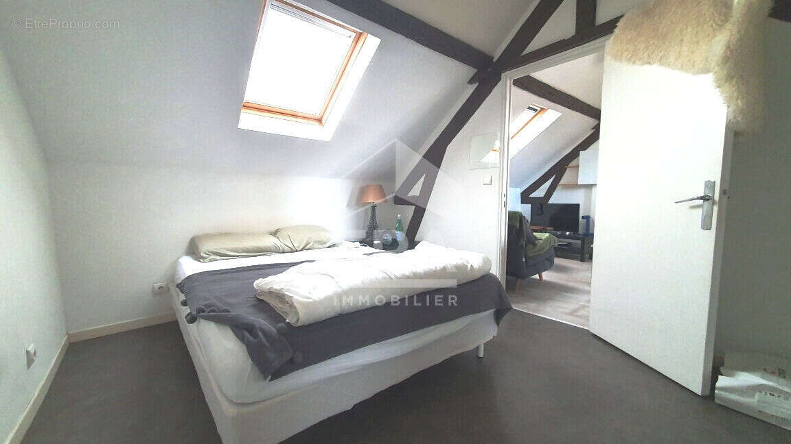 Appartement à SAINT-MAUR-DES-FOSSES