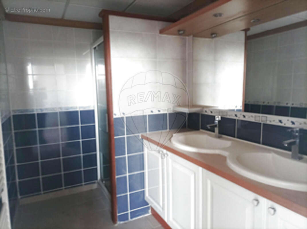 Appartement à CRECHES-SUR-SAONE