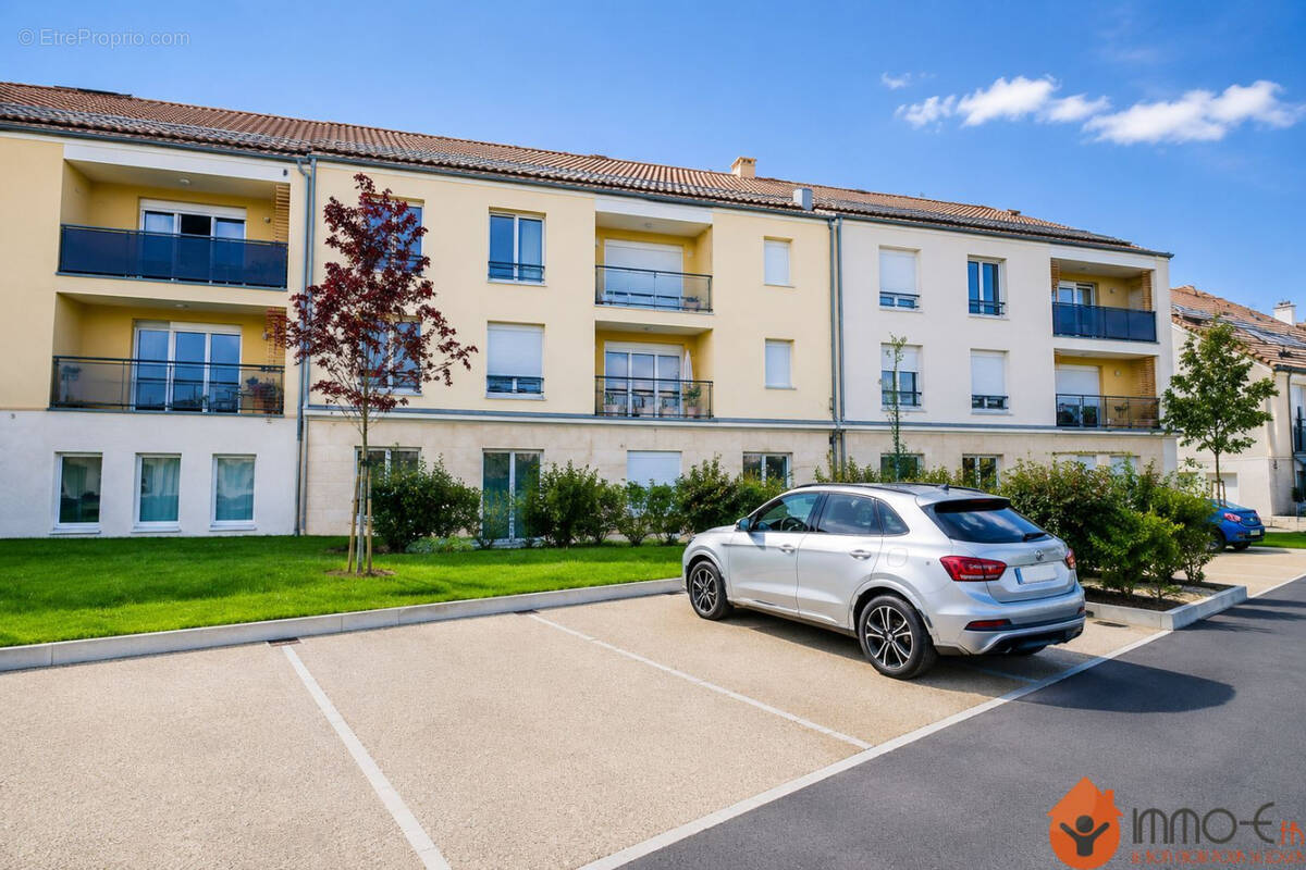 Appartement à SAINT-GERMAIN-SUR-MORIN