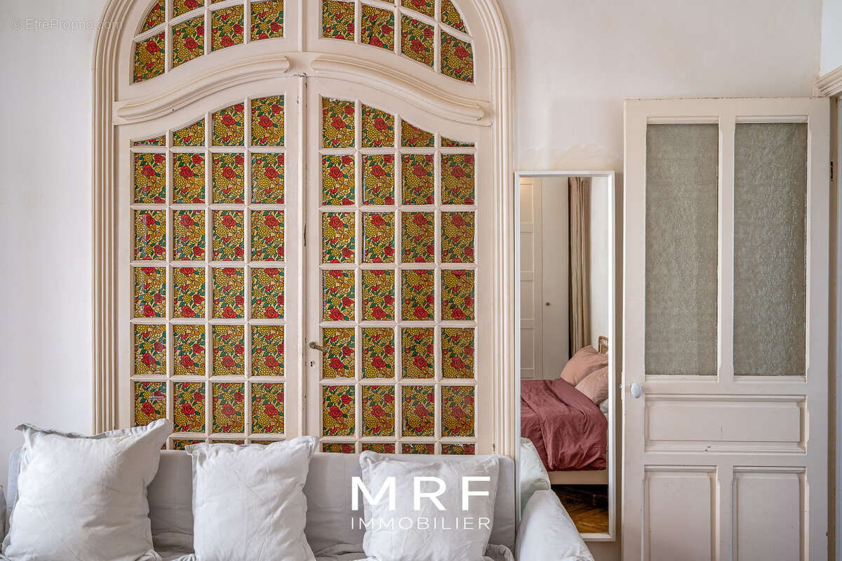 Appartement à MARSEILLE-1E