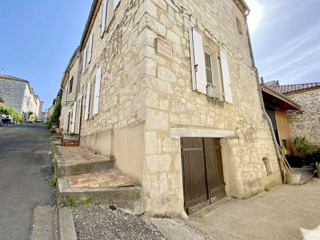 Appartement à MONFLANQUIN