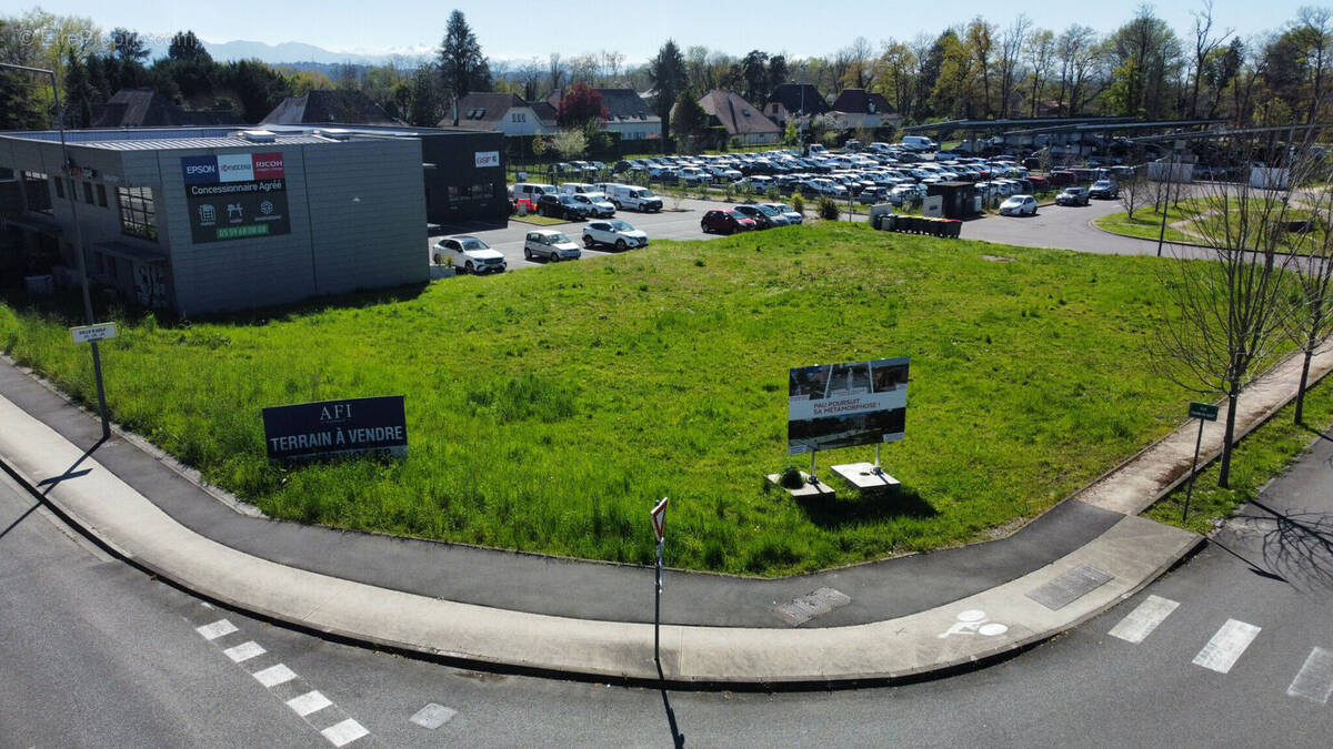 Photo 1 - Terrain à LONS