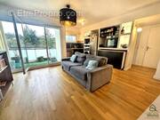 Appartement à NEUVILLE-SUR-SAONE