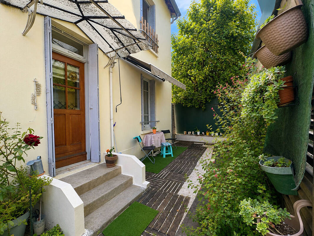 Appartement à CHAMPIGNY-SUR-MARNE