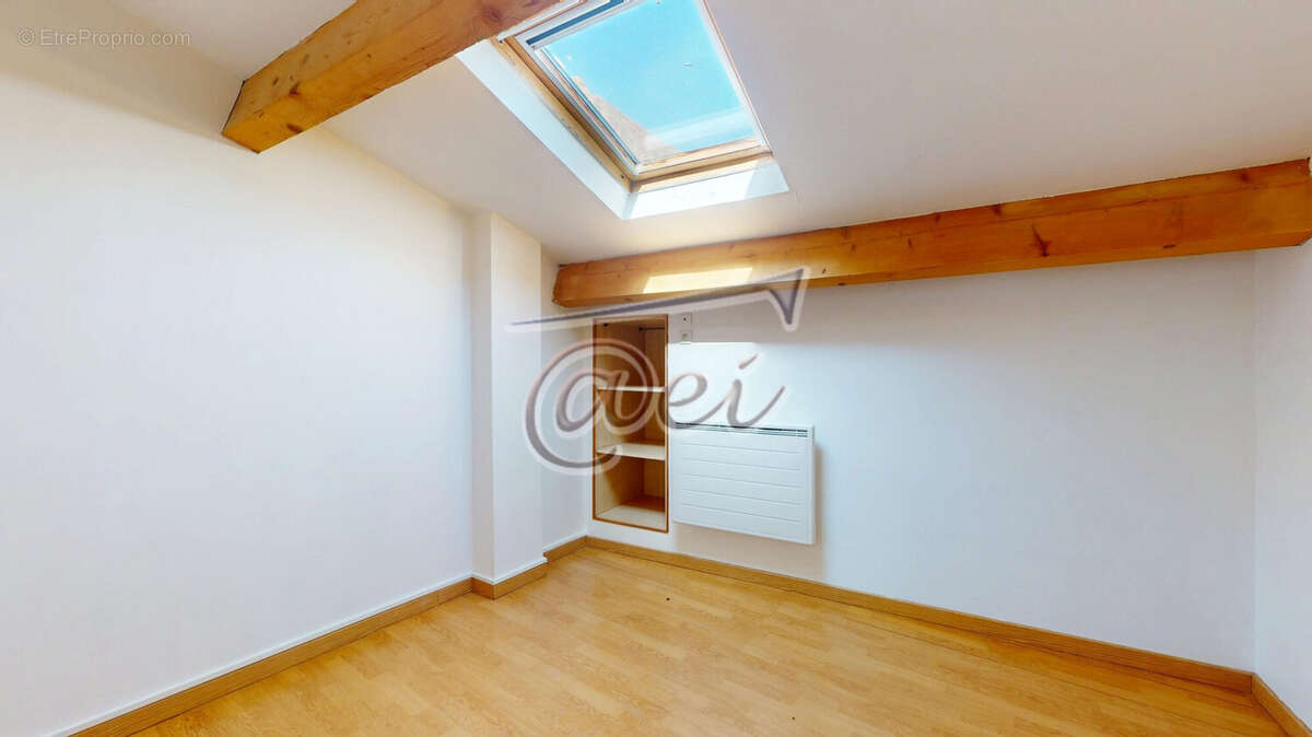 Appartement à SAINT-MAXIMIN-LA-SAINTE-BAUME