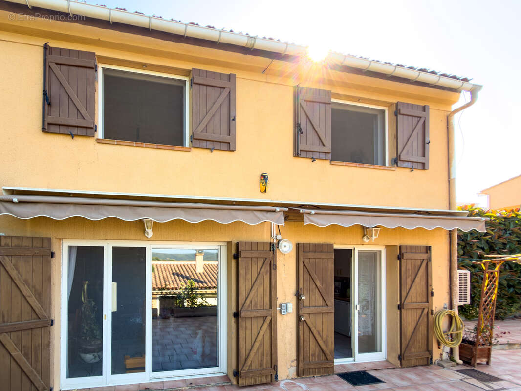 Maison à BORMES-LES-MIMOSAS
