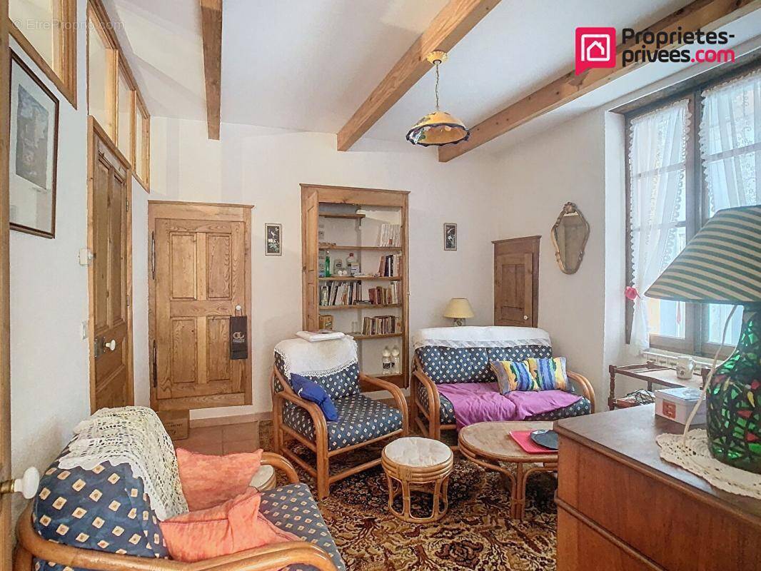 Appartement à AVEZE