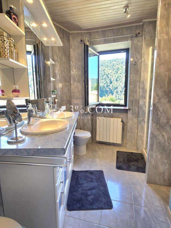 Spacieuse maison en pierre rénovée avec 4 chambres,  jardins - photo 11