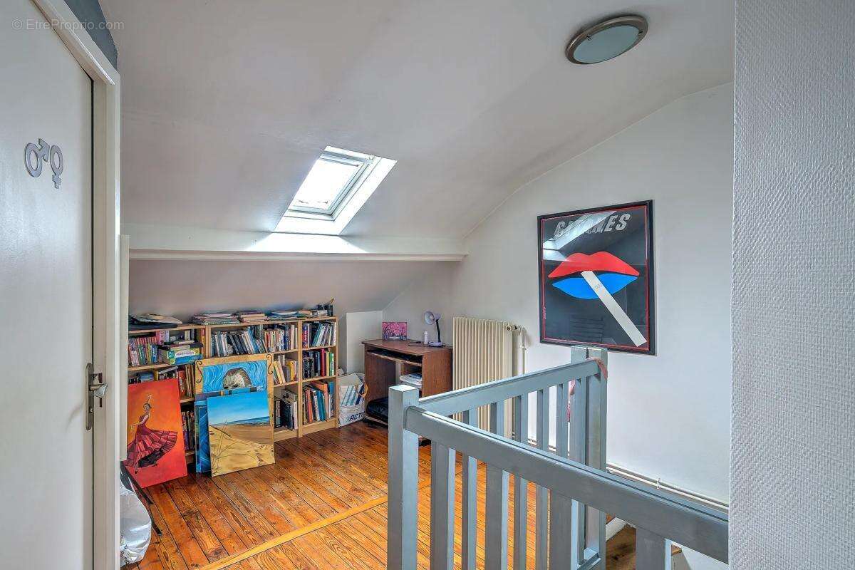 Appartement à MORANGIS