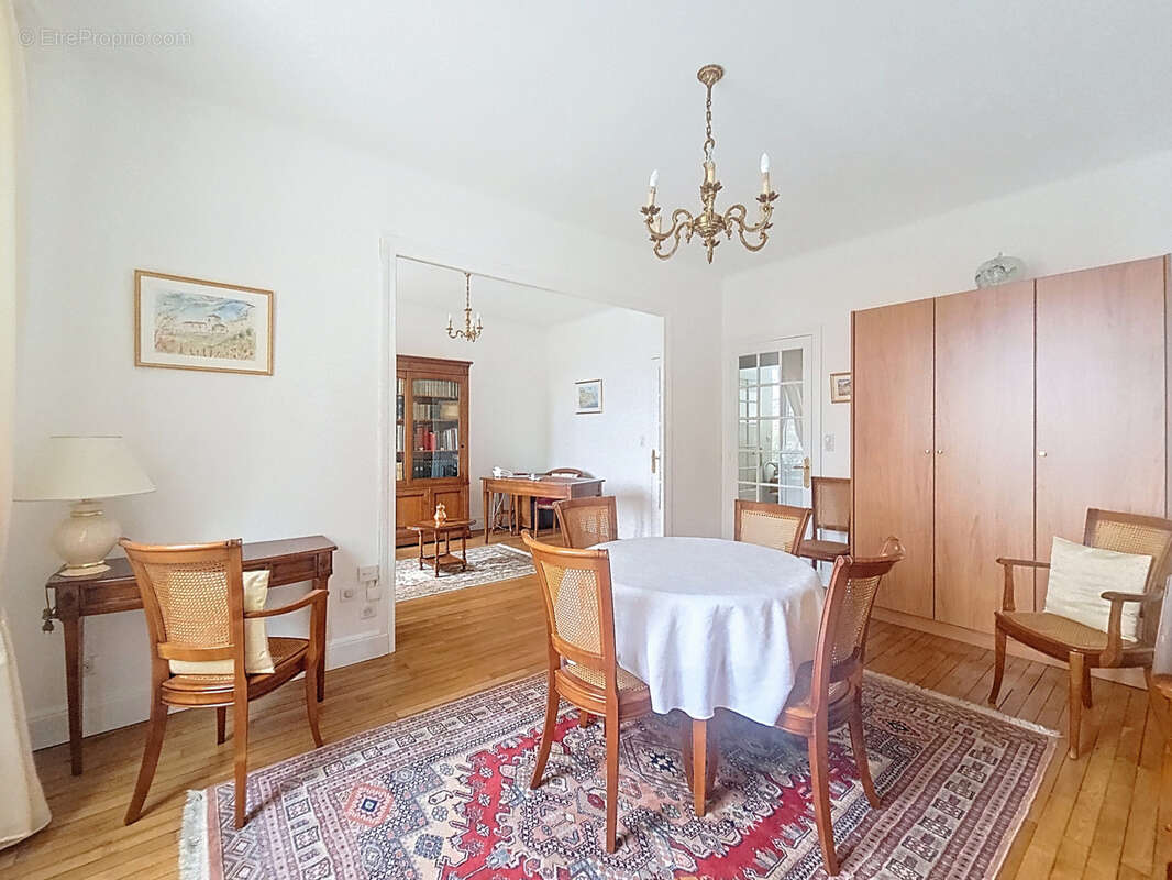 Appartement à VICHY