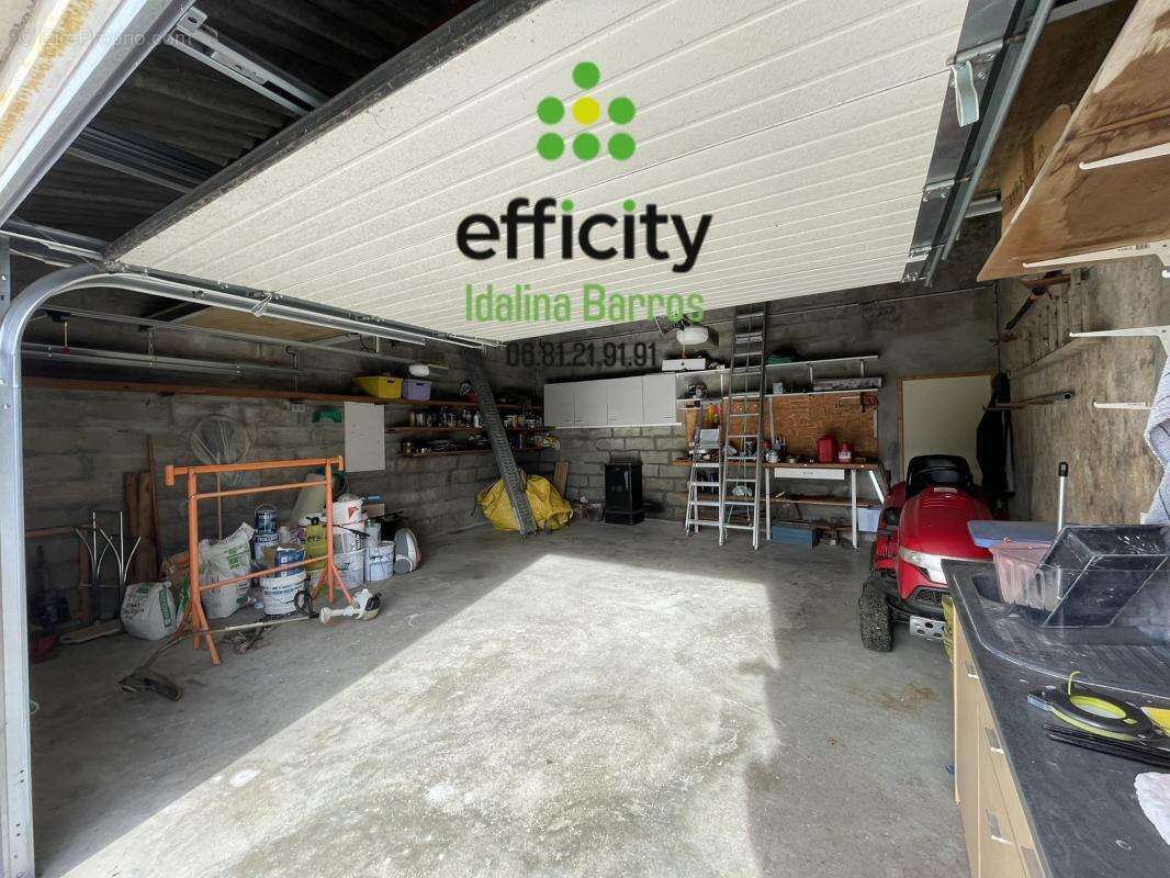 Maison à SAINT-BRIS-DES-BOIS