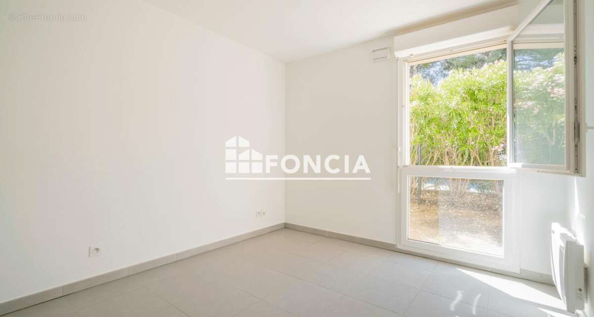 Appartement à MARSEILLE-9E