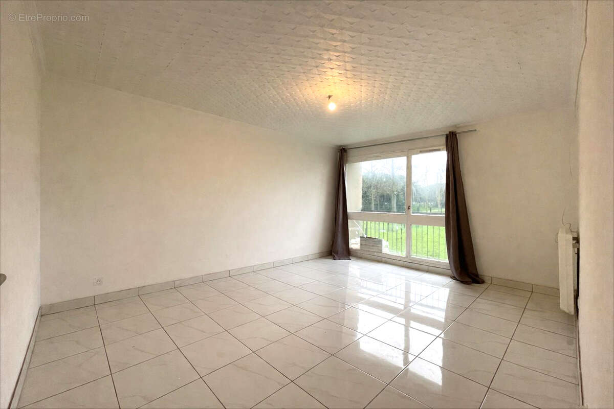 Appartement à VILLIERS-LE-BEL