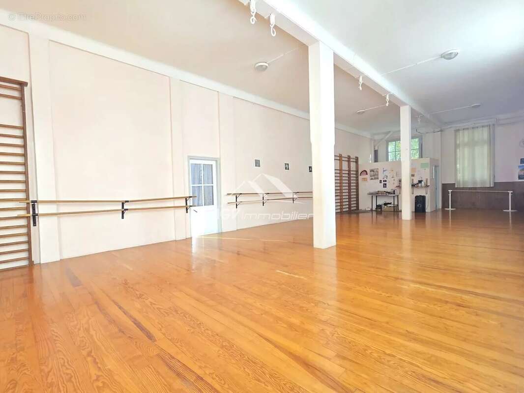 Appartement à SALINDRES