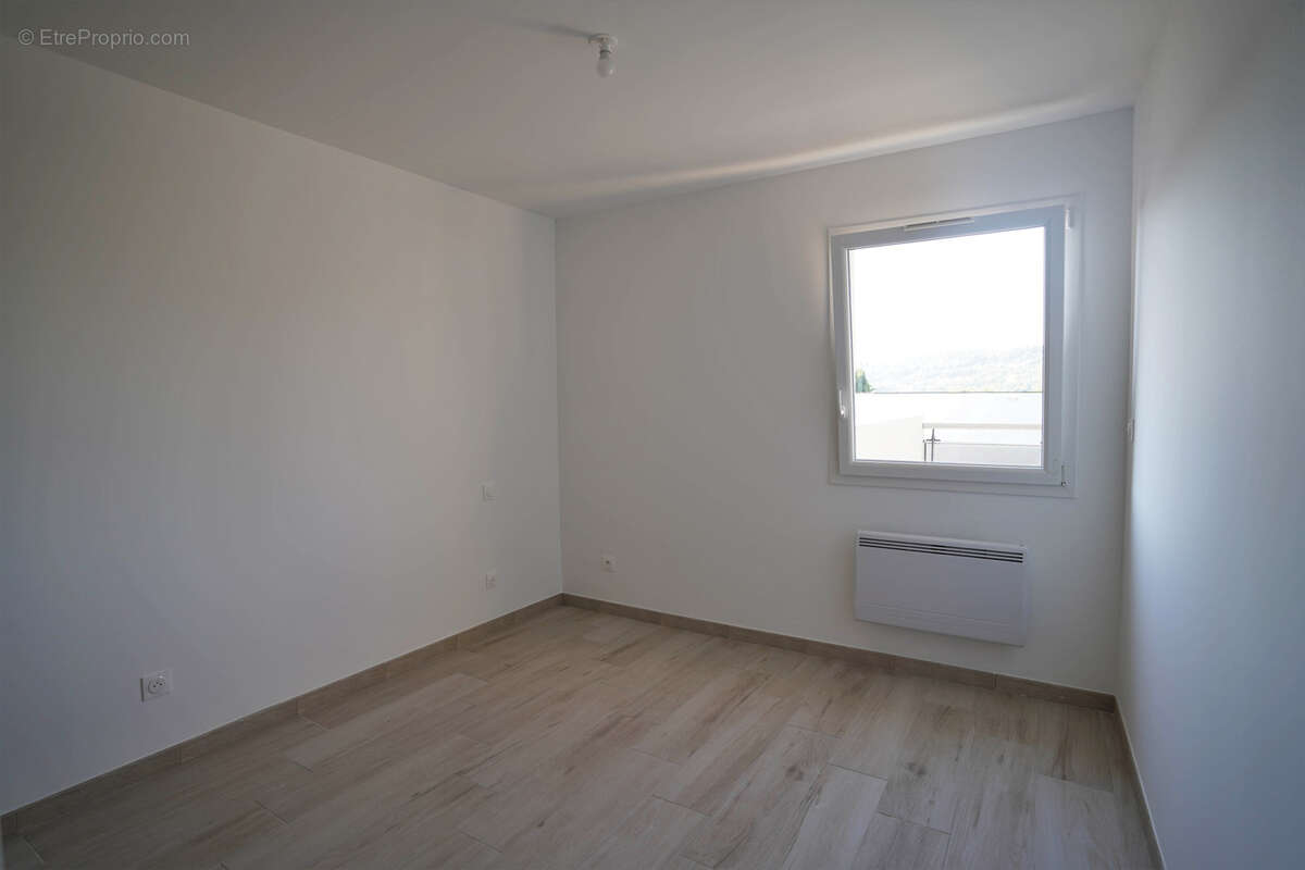 Appartement à VENTABREN