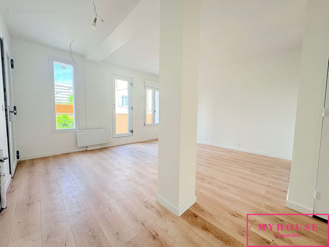 Appartement à BAGNEUX